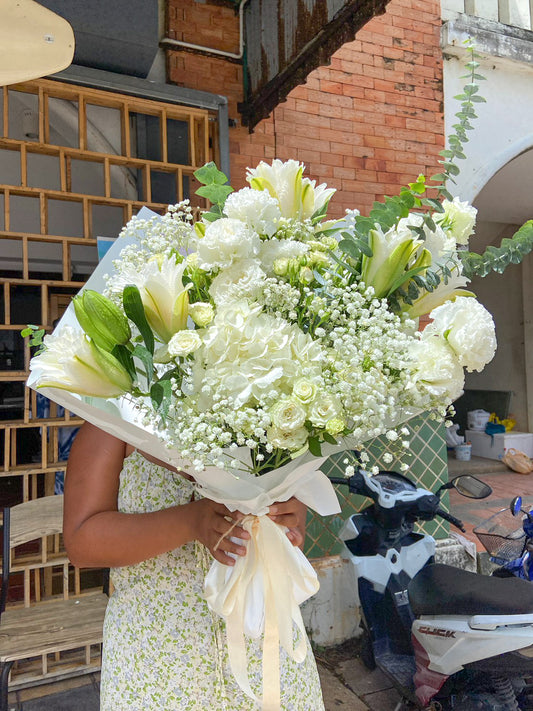 Th(r)ust In Me x Lilly