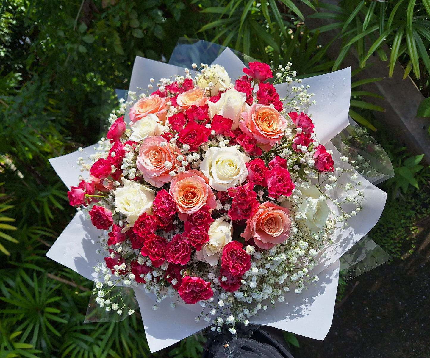 Pr - Mix Roses Bouquet