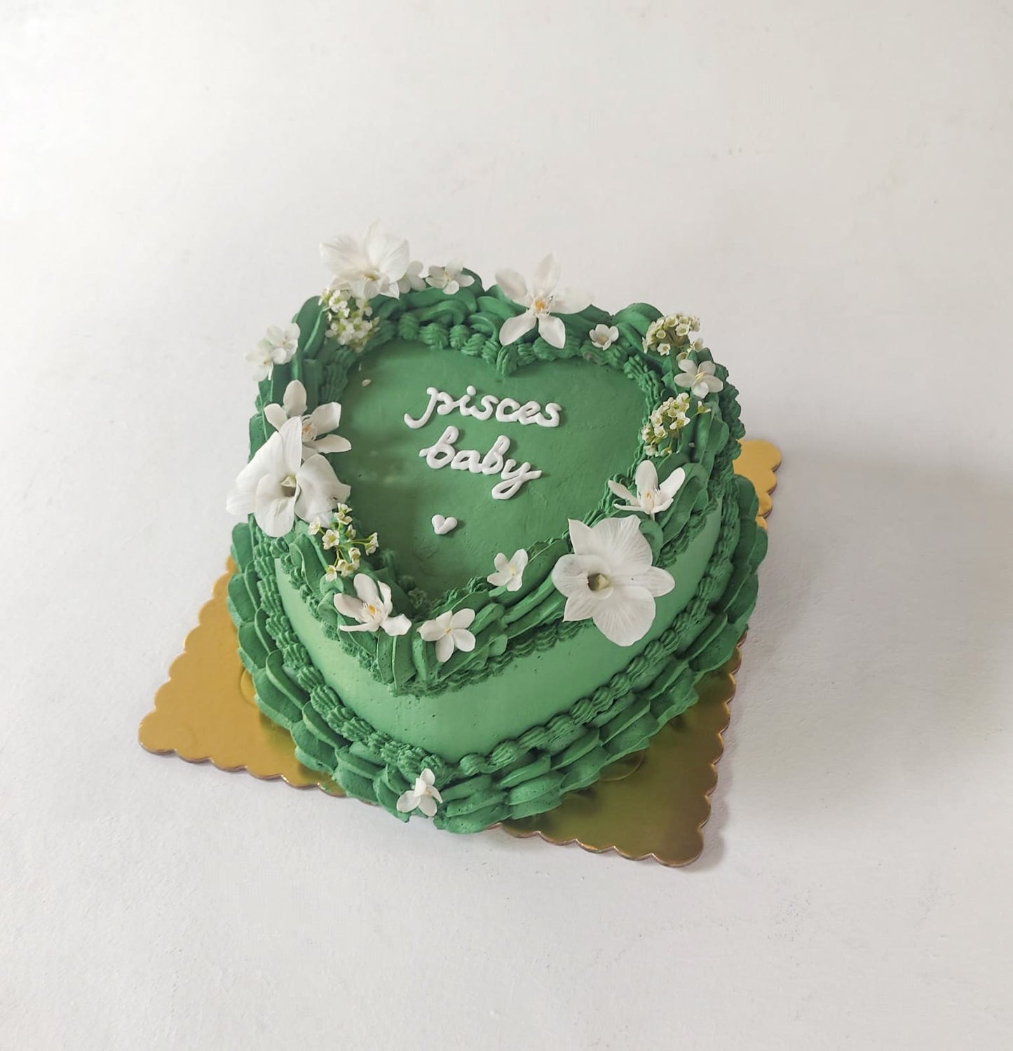 Verbe Signature Cake