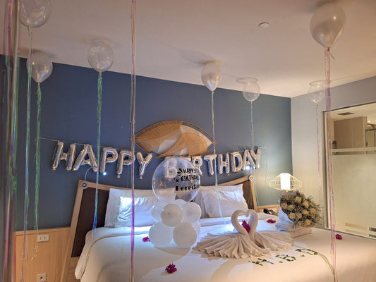 Room Decor x White Gram Bouquet