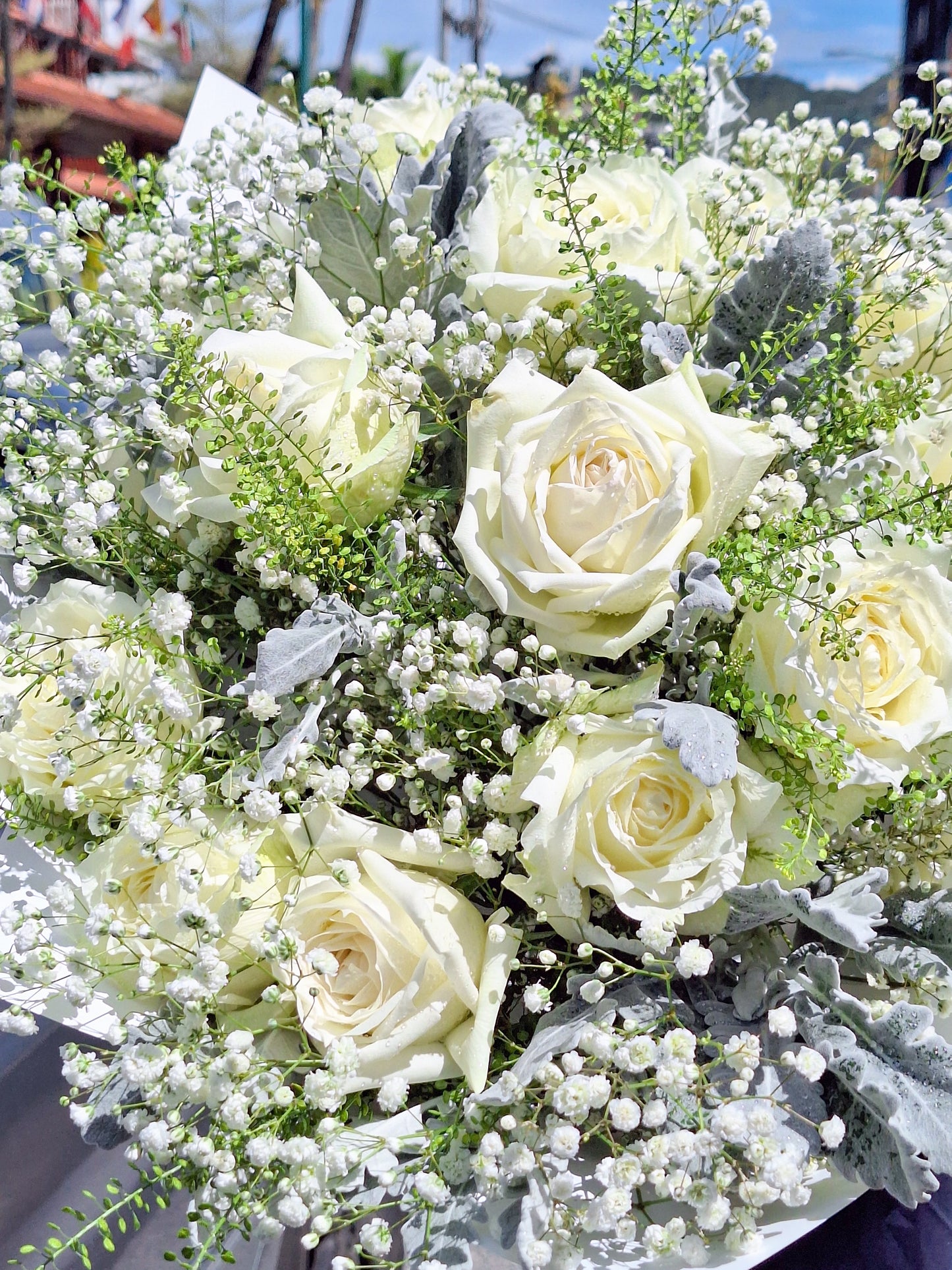 Room Decor x White Gram Bouquet