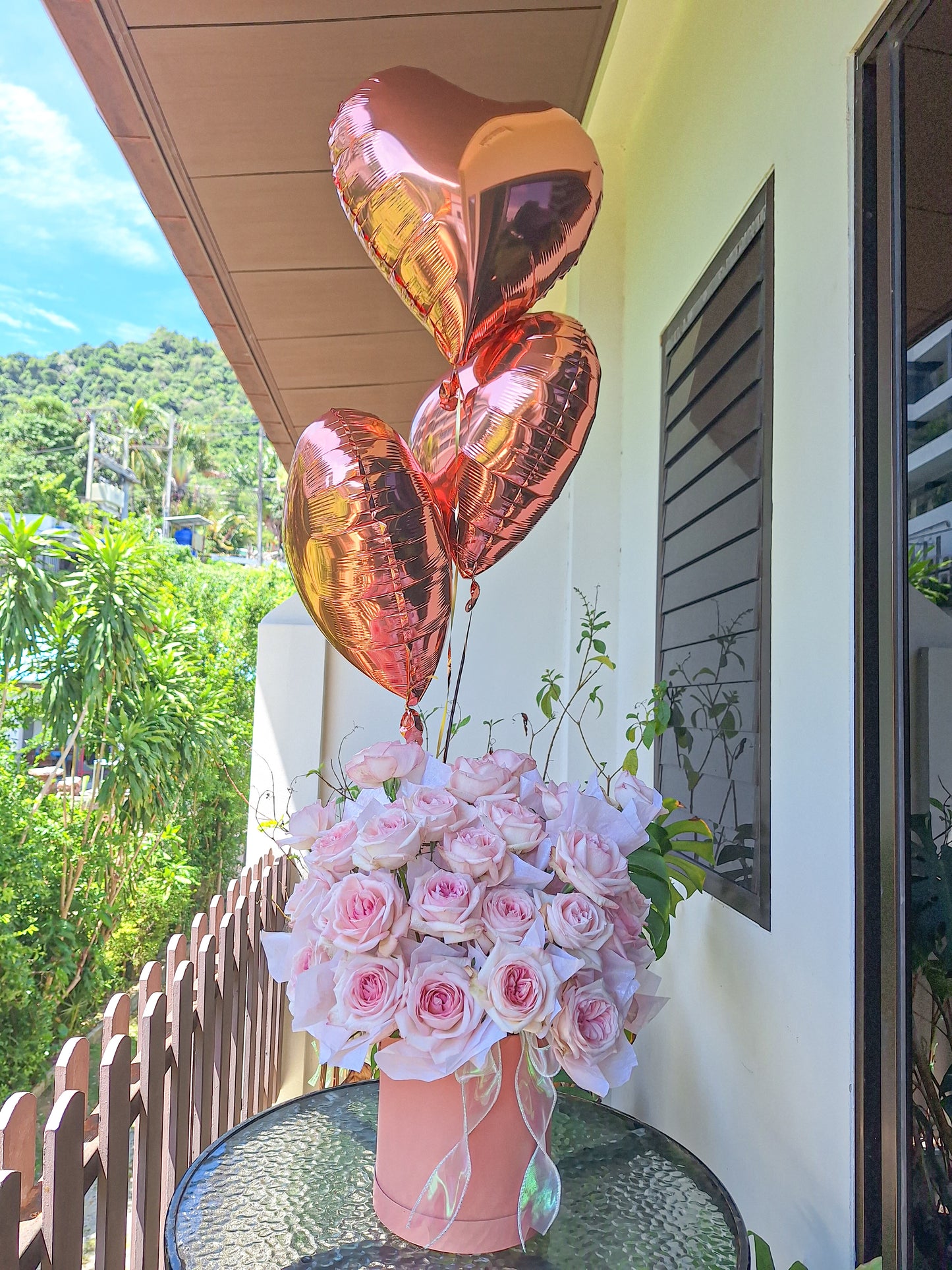 Flower Hat Box With Balloon