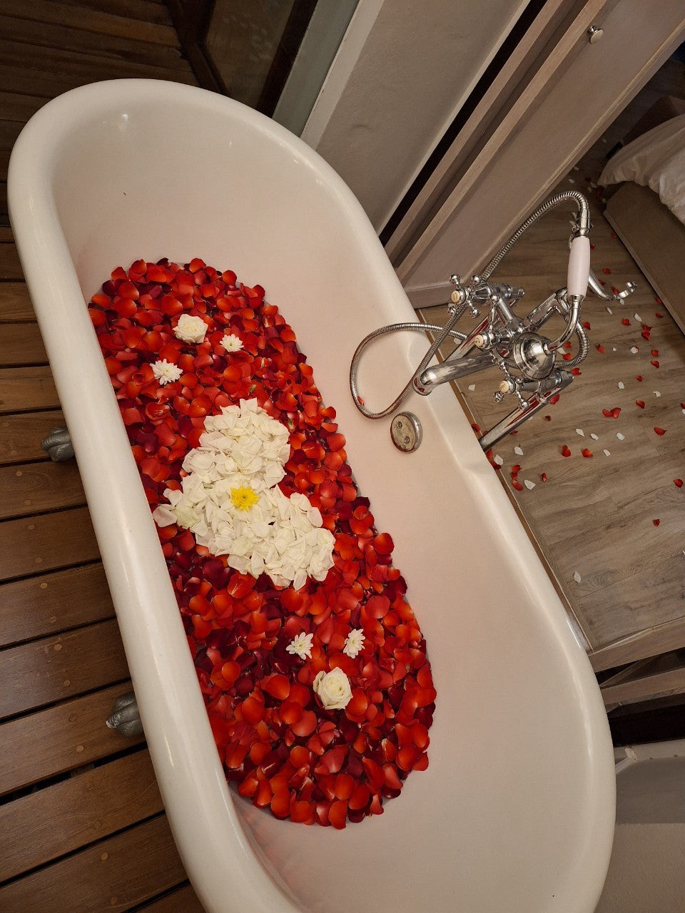 Petal Bathtub